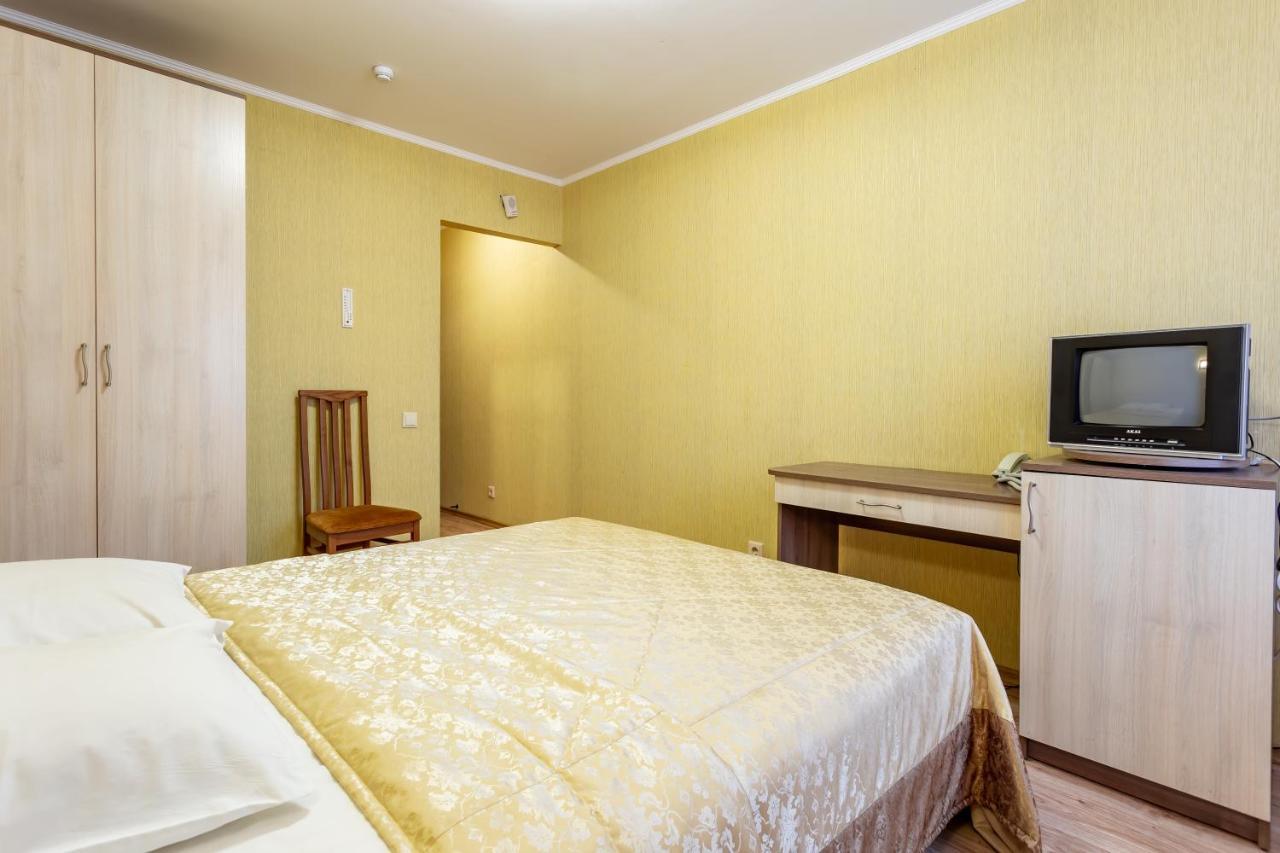 Nadzeya Hotel Gomel Exterior foto