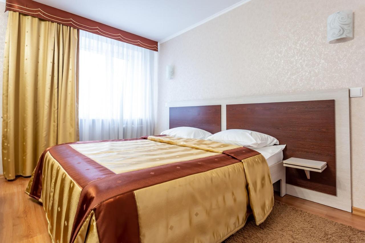 Nadzeya Hotel Gomel Exterior foto